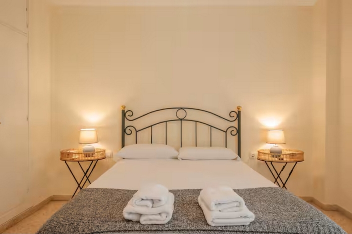 Ispal Dormitorio 12